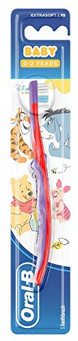 Oral-B Baby Manual Toothbrush Featuring Winnie the Pooh Characters, Extra Soft Bristles, 0-2 Years Old, Multicoloured