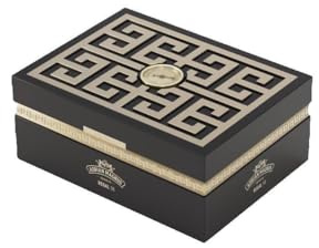 Humidor de Puros ADRIAN MAGNUS con Higrómetro Hecho a Mano, Ultra-Premium, Cedro, Capacidad Para 50-75 cigarros, Regal 50 (Negro)