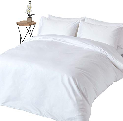 HOMESCAPES Parure de lit en Satin de Coton égyptien 1000 Fils, Housse de Couette 200x200 cm et 2 Taies d’Oreiller 50x75 cm, Coloris Blanc