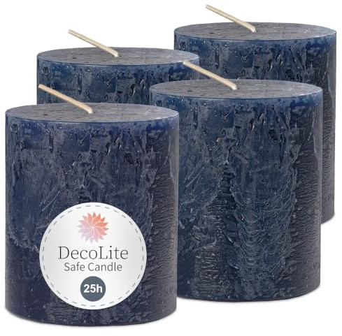 DecoLite Stumpenkerzen Rustik 7x8 cm, 25h Brenndauer, 4er Set, Nachtblau | Made in Germany, RAL-geprüft, selbstverlöschende Safe Candle, durchgefärbt, ruß- & tropffrei, für Deko & Gastronomie