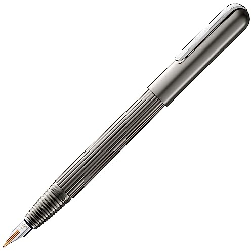 LAMY imporium Füllhalter 093 - Füller mit ungewöhnlichem Korpus in Titanium-Matt PVD Veredelung, einem Platin poliertem Clip (galvanisiert) und einem 14 kt. Bicolor-Goldfeder - Federstärke M