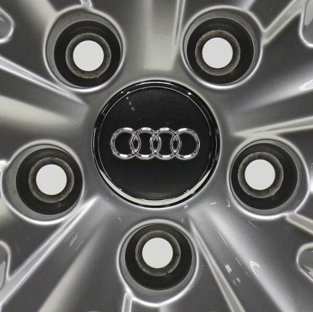 4 Original Audi A4 8W B9 Nabendeckel 8W0601170 grau für Felgen 8W0601025H