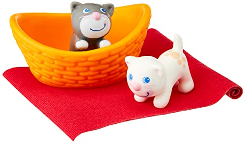 HABA Little Friends Katzenbabys - Tierfigur für Kinder ab 3 Jahren - Haustiere für kreatives Rollenspiel - Mit Katzenkörbchen und Decke - Puppe aus robustem Kunststoff – 1303891001