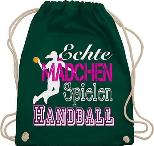 Shirtracer Turnbeutel Rucksack - EM 2026 Trikot Ersatz - Echte Mädchen spielen Handball I - Unisize - Dunkelgrün - geschenke für handballer handballbeutel hanball habdball beutel tasche kinder