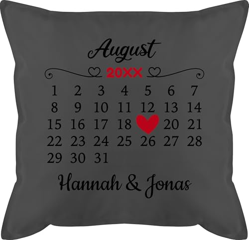 Kissen 50x50 - Partner Ideen Personalisiert mit Namen und Datum für Paare - 50 x 50 cm - Grau - paarkisssen partnerkisen Valentinstag Paar Pillow