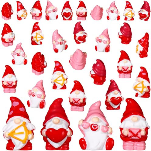 Wonderjune 40 Pcs Valentine's Day Mini Gnomes Figurine Miniature Valentine's Day Gnome Resin Statues Red Love XOXO Mini Resin Gnomes Table Decor for Pink Tiny Elf Indoor Outdoor Garden Plant Pots