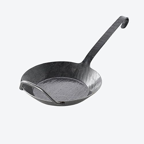 Perfekt braten in handgeschmiedeten Eisenpfannen mit Gegengriff, Durchmesser 24 cm (Boden 17,5 cm), 3 cm hoch, wiegt 1,38 kg