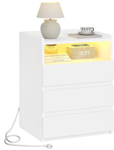 AOGLLATI Nachttisch mit LED-Beleuchtung und Ladestation | Nachtschrank mit Steckdosenleiste & Geräumiger Tischplatte,3 Schubladen &1 Fach Beistelltisch Couchtisch(1, Weiß)