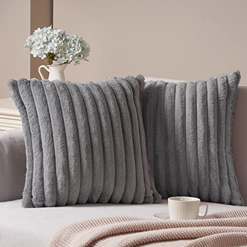 Topfinel Housses de Coussin 40x40cm en Peluche en Fausse Fourrure Lot de 2, Décorative Doux pour Coussin de Chambre à Coucher de Canapé Gris