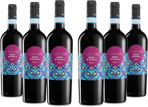 Fatascià Nero d'Avola Sicilia DOC, Vino Rosso dal Profumo di Frutta Rossa e dal Gusto Morbido e Avvolgente, Gradazione Alcolica 14% Vol, Confezione con 6 Bottiglie da 750 ml