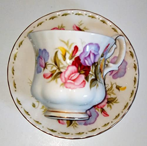 Tasse de collection / Royal Albert / « Avril » / 1 tasse – 1 soucoupe / Original / Bone China /