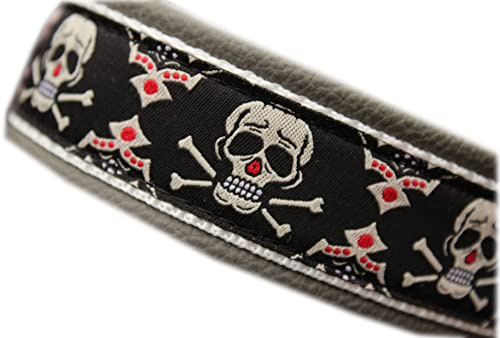 Hundehalsband Leder Totenköpfe Tribal Klickverschluss Alu mit Gravur Name Halsband