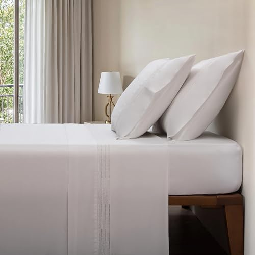 Casa da Laura - (400 Hilos Juego de Sábanas Algodón Percal Blanco Cuatro Líneas Vainica – AL14-400 Hilos - 100% Algodón de Percal - Cama 150/160 2 Almohadas 50 x 80 cm - Fabricado Portugal