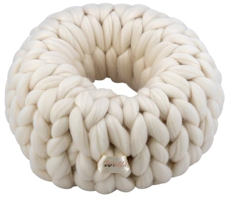 XXL Merinowolle Dekokranz Gugelhupf 40 cm - Handgefertigt in Deutschland - Feuerfest & Premium-Qualität - Trendiger Woll-Kranz für Tisch & Tür (Offwhite)