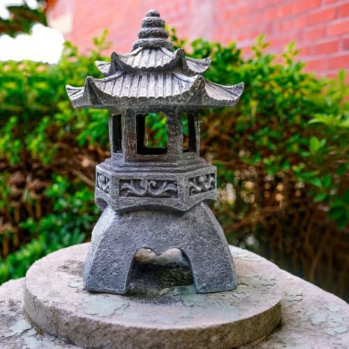 Lanterne Solaire de Jardin, Zen Statue de Jardin Décorative en Résine, Lampe Solaire pour Extérieur, Ornements Lanterne Japonaise en Pierre, Statue Décoration pour Balcon, Terrasse, Véranda et Cour