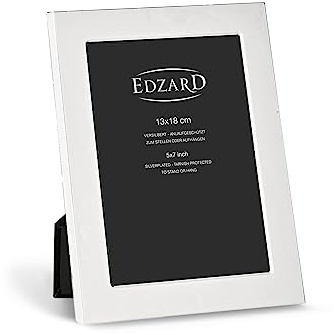 EDZARD Bilderrahmen Altamura (Foto 13x18 cm) versilbert anlaufgeschützt | Silberrahmen für Fotos 13x18 cm, Samtrücken, zum Stellen, Fotorahmen, Portraitrahmen, Geschenk Hochzeit