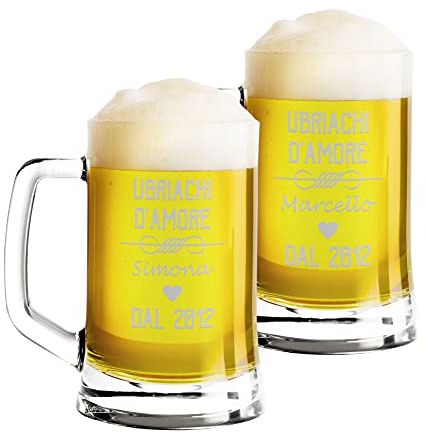 Colorfamily Coppia Boccali da birra Personalizzati Set da 2 Boccali da birra personalizzati con nome e anno Ubriachi d'amore - bicchiere in vetro 50 cl
