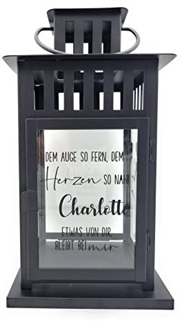 Kilala Trauer Laterne Outdoor, Grablicht personalisiert, Trauerlicht 28 cm, Gedenklicht für Verstorbene mit Schriftzug Dem Auge so Fern