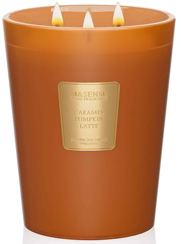 M&SENSE Herbst Kerzen Karamell Kürbis Duftkerze im Glas, 3 Docht natürliche Sojakerzen für zu Hause duftend, Kürbis Kerze Geschenk für Halloween, große 150H lange Brennzeit Luxus Glas Kerze 990g