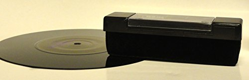 Vinyl Guru Record Care & Maintenance Cleaning Kit (Wet) inc Velvet Brush and Antistatic Microfibre Vinyl Record Cleaning Cloth + 50ml Fluid