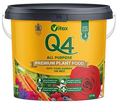 Vitax Q4 All Purpose Plant Food, Fertiliser Enriched With Organic Nutrients, More Flowers, Bigger Yields, Slow Release - 4.5Kg Tub