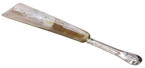 Loberon Schuhlöffel Charles, Silber | Angesagter Antik-Look, Geschliffenes Horn mit Metallgriff, Schuhanzieher, Anziehhilfe, Flurzubehör, Büffelhorn, Messing