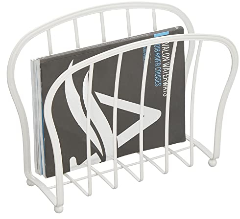 mDesign dekorativer Zeitungshalter für Zeitschriften, Bücher oder Tablets – freistehender Zeitschriftensammler fürs Wohnzimmer oder Bad – eleganter Zeitungskorb aus Metalldraht – weiß