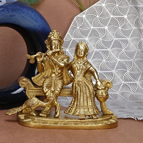 ARTVARKO Radha Krishna en laiton jouant de la flûte assise sur le canapé avec statue de paon Radha Krishan Ji Murti Temple Puja Bureau Décoration d'intérieur Cadeau 17,8 cm