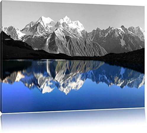Pixxprint Gewaltige Berge vor Spiegelsee B&W, Größe: 120x80cm, Leinwandbild, fertig gespannt, Wandbild, Dekoration, Kunstdruck, kein Poster