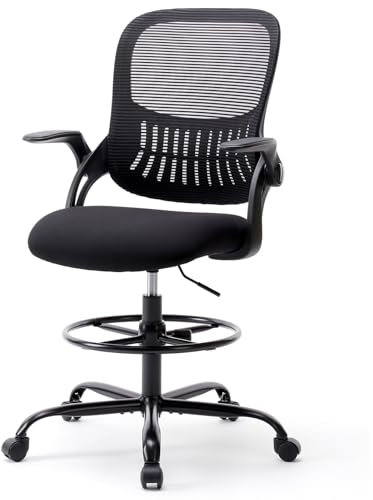Ergonomischer Bürostuhl aus Netzstoff mit hochklappbaren Armlehnen und Lendenwirbelstütze, ideal für Stehpulte, Zeichentische und Arbeitsplätze in Barhöhe (Schwarz)