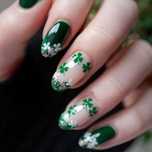 Lot de 24 faux ongles avec finition verte scintillante et motif trèfle coloré pour les fêtes qui offrent une application facile et des styles des ongles StPatricks