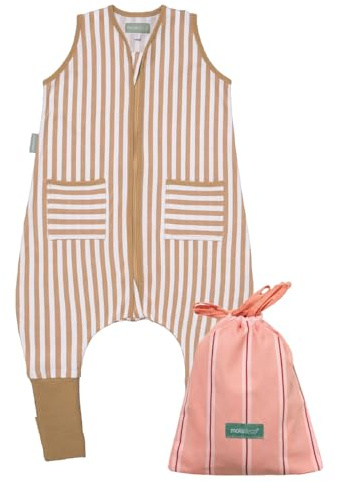 molis&co - Baby schlafsack mit Füßen und Socke 0.5 TOG - Sommerschlafsack für Jungen - Kinder Babyschlafsack mit Beinen - 100% Baumwolle (Oeko-TEX 100), Premium Qualität (Sand Stripes, 100 cm)