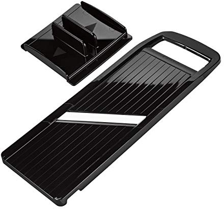 Kyocera Keramik Universalhobel Gross, 4 Schnittdicken, Schwarz, Extra scharfe Keramik-Klingen, Gemüsehobel mit Fingerschutz, Kunststoffrahmen, Küchenreibe Hand, Gemüsehobel verstellbar | Gemüsehobel verstellbar, Fingerschutz, Kunststoffrahmen (ABS), schwarz, für Gurken, Karotten, Ingwer, japanische Fertigung