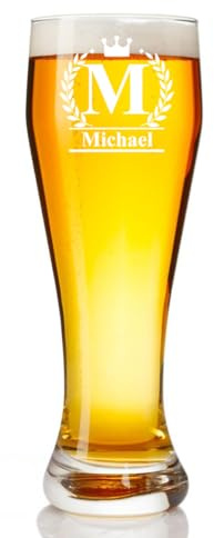 PolyYL Personalisiertes Bierglas 0,5l, Weizenglas mit Gravur, Ein Personalisiertes Geschenk z. B. Zum Geburtstag, Vatertag, für Gute Freunde, zu Weihnachten u.v.m (Initialen +Name)