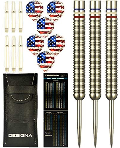 DESIGNA Patriot X Dart-Set, 22 g, 90% Wolfram, amerikanische Flagge, Stars & Stripes, Stahlspitze, Rot, Weiß & Blau, inklusive Flights & Schäfte (je 2 Sätze), mit Reiseetui, 22 g