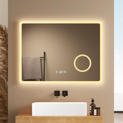 EMKE Badspiegel mit Beleuchtung 80x60cm, Uhr, 3X Kosmetikspiegel | Badezimmerspiegel mit 3 Lichtfarben dimmbar, Antibeschlag, Touchschalter, Speicherfunktion, ideal für Badezimmer