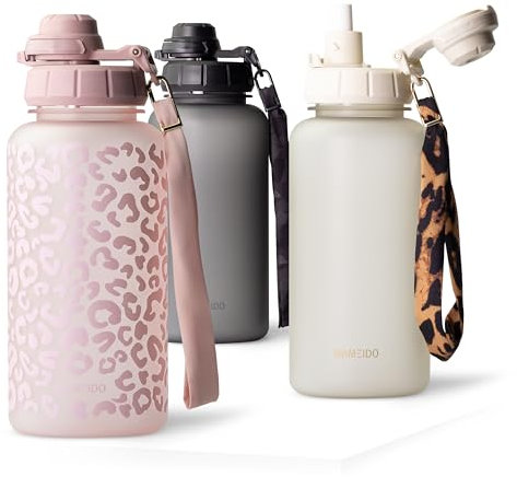 MAMEIDO Trinkflasche mit Strohhalm & Zeitmarkierung als Trinkerinnerung 1 l, Wasserflasche auslaufsicher, Sportflasche BPA-frei, Gym Water Bottle, Flasche aus Tritan (Wild Candy)