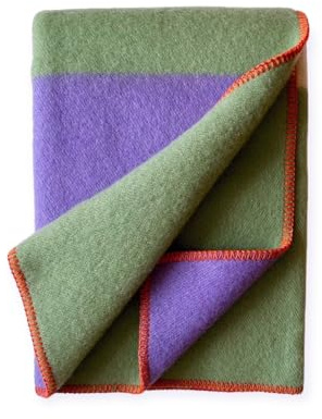 JOWOLLINA Wendedecke Plaid aus norwegischer Wolle 140 x 205cm Tricolor Square (Lilac/Green)