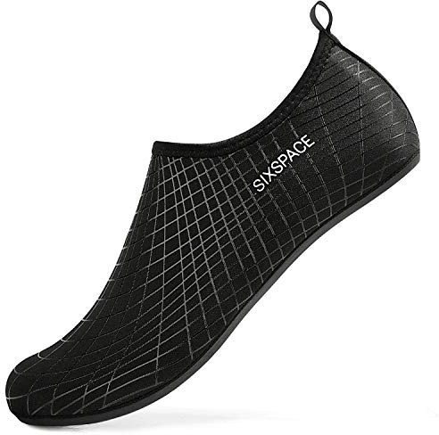 Sixspace Herren Damen Badeschuhe Wasserschuhe Aquaschuhe Strandschuhe Schnell Trocknend Slip on Breathable Schwimmschuhe Surfschuhe für Beach Pool Surfen Yoga 490 Schwarz 40 EU