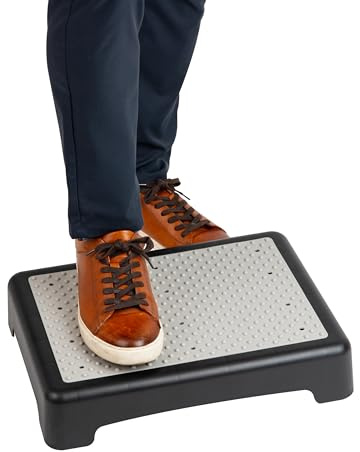 Mind Reader Platform Booster Step, Step Stool for Seniors, Indoor Outdoor, Riser, 17 L x 13 W x 3.5 H, Black and White