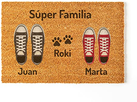 Fußmatte Personalisiert | Gestalte Deine Fußmatte mit deiner Familie und Haustieren | 70 x 40 cm | Lustige und originelle Fußmatten aus 100% Kokosfaser | Paar + Hund - NANNUK