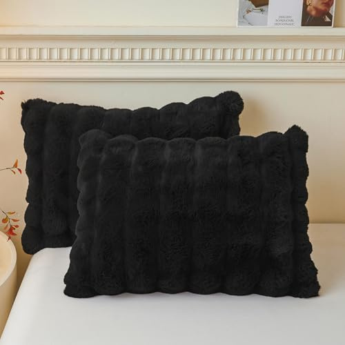 LIFEREVO 2 Pack Fluffy Faux Rabbit Fur Standard Pillow Cases 50x75cm, Black | Soft Plush Bubble Bed Pillowcases with Zipper, Washable Decorative Furry Shaggy Long Pillow Shams Bedroom Living Room Office