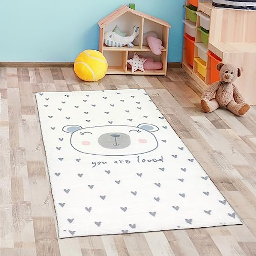 CARPETIA Teppich Kinderteppich weich pflegeleicht - EIN niedlicher Bär – Herzchen in Creme 80 x 150 cm
