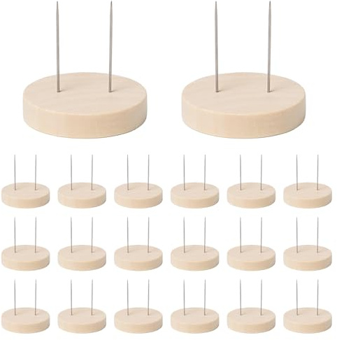 Mocifa 20 Pezzi Supporto per Bambole in Feltro in Legno Supporti Base per Bambole All'Uncinetto 5 cm con Doppio Ago in Acciaio Supporto Espositore Legno per Bambola All'Uncinetto Fatte a Mano Figure