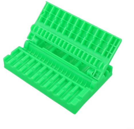 Máquina portátil para pinchos de barbacoa diseñada para una fácil preparación de brochetas surtidas, incluyendo carnes, verduras y mariscos (los tres verdes)