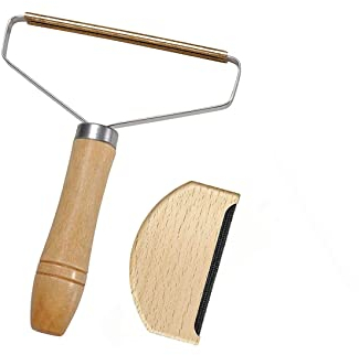 Lint Remover,KEUGT 2 Pcs Lint Roller,Manually Lint Roller with Wooden Handle Holder,Reusable Carpet Scraper Pet Hair Remover, Portable Double Sided Fabric Shaver for Pet Hair,Woolen Coat,Bed Sheets
