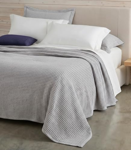 Mahome Copriletto Nido d'Ape Matrimoniale in 100% Puro Cotone di Alta Qualità 260x260 cm, Coperta Estiva Primaverile Leggera e Traspirante, Tinta Unita Elegante Morbido (Grigio Perla)