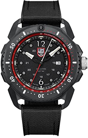 Luminox Men Analog Quartz Watch with Rubber Strap XL.1051