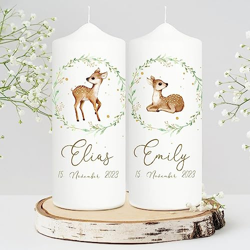 Wandtattoo Loft Taufkerze für Zwillinge Kerze zur Taufe oder Geburt mit Rehkitz im Kranz aus Gräsern mit Namen Datum Taufspruch, 2 Patenkerzen 18x7cm