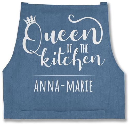 Geschenk mit Namen personalisiert by Shirtracer - Schürze - Kochschürze Damen Frauen - Queen of the Kitchen mit Name I Küchenchefin I Chefköchin
